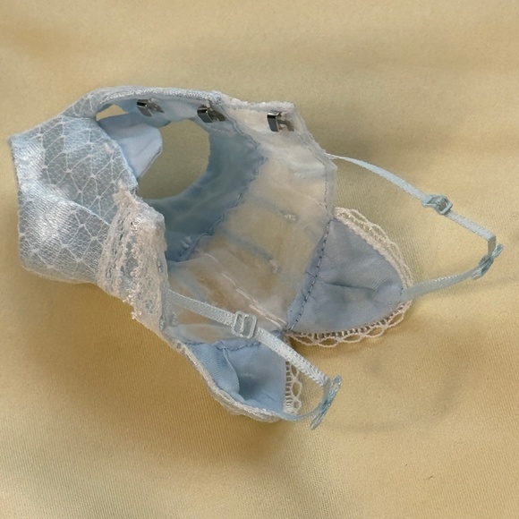 Integrity Fashion Doll Light Baby Blue Lingerie Lace Toys Poeme D'Amour Vanessa - Picture 5 of 5